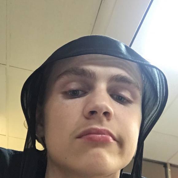 Meet your Posher, Jt - Picture 1 of 1